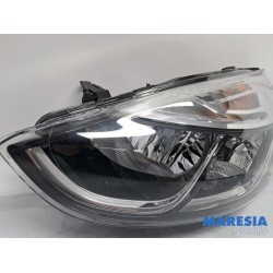 Renault - Clio - Headlight, left
