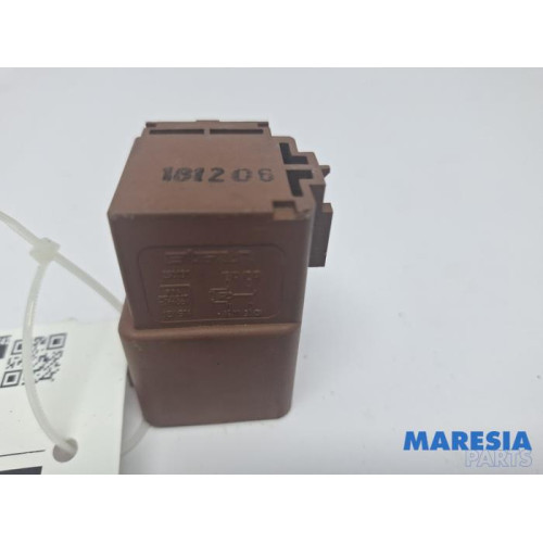 Citroen - C6 - Relais