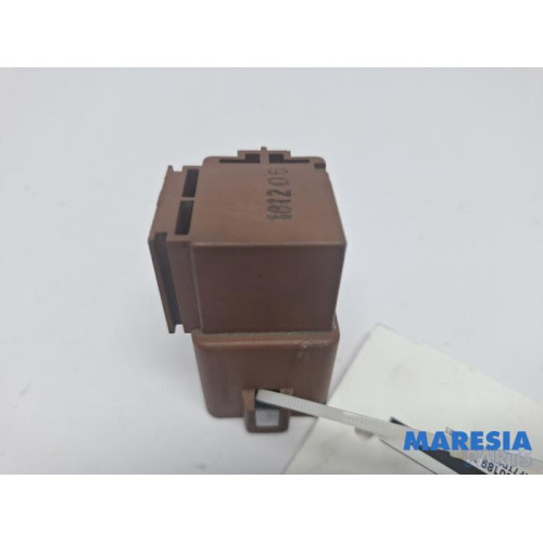 Citroen - C6 - Relais