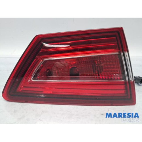 Renault - Clio - Achterlicht links