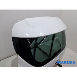 Renault - Clio - Tailgate