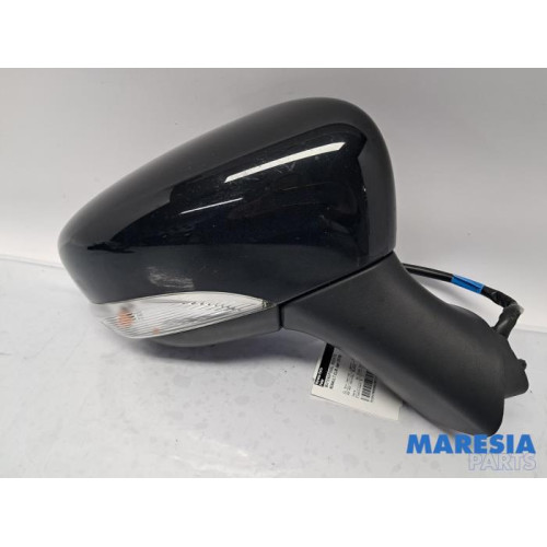 Renault - Clio - Wing mirror, right