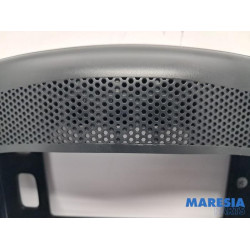 Renault - Clio - Radio omlijsting