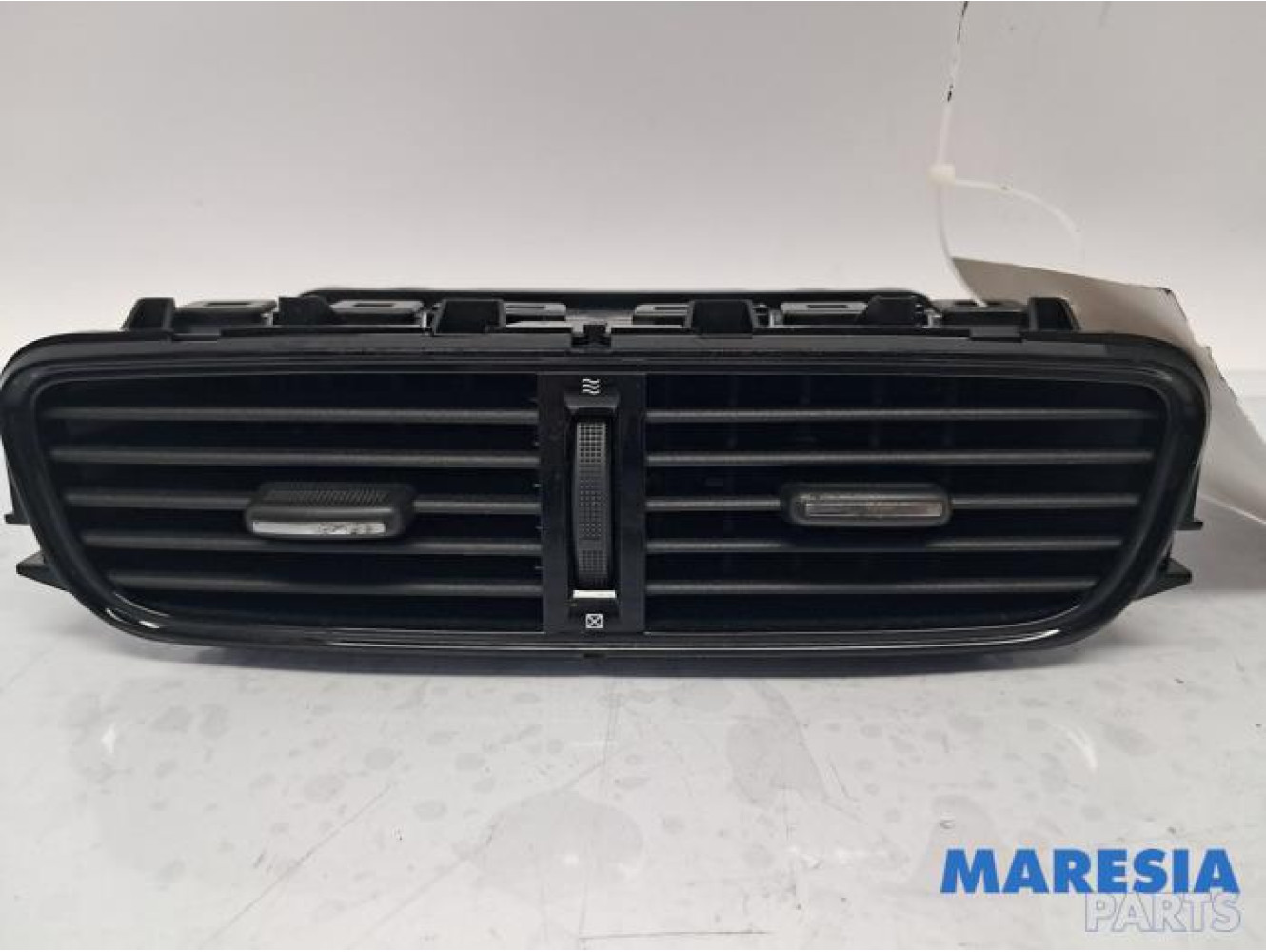 Renault - Clio - Luchtrooster Dashboard