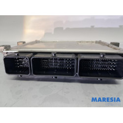 Renault - Clio - Engine management computer