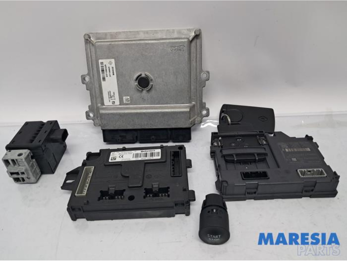 Renault - Clio - Engine management computer