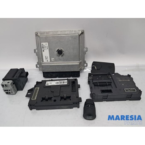 Renault - Clio - Engine management computer