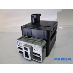 Renault - Clio - Engine management computer