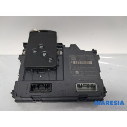 Renault - Clio - Engine management computer