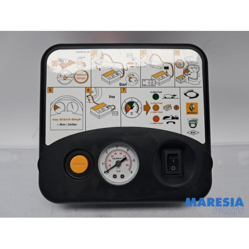 Renault - Clio - Reifenpumpe