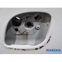 Renault - Clio - Door 4-door, front left