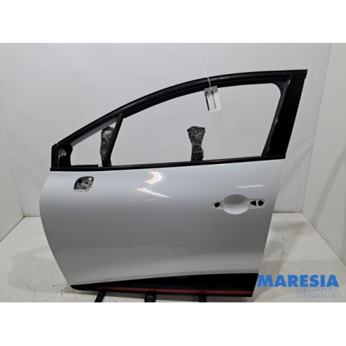 Renault - Clio - Door 4-door, front left