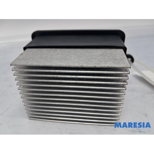 Renault - Clio - Heater resistor