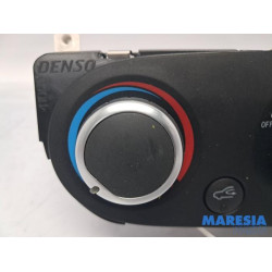 Renault - Clio - Heater control panel