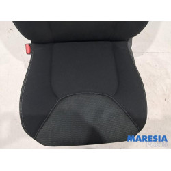 Renault - Clio - Seat, left