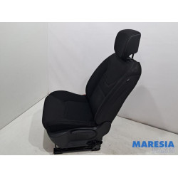 Renault - Clio - Seat, left