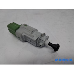 Renault - Clio - Interrupteur embrayage