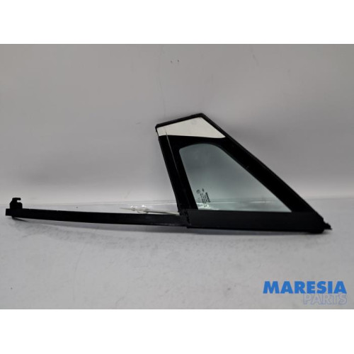 Renault - Clio - Driehoeks Ruit links-voor