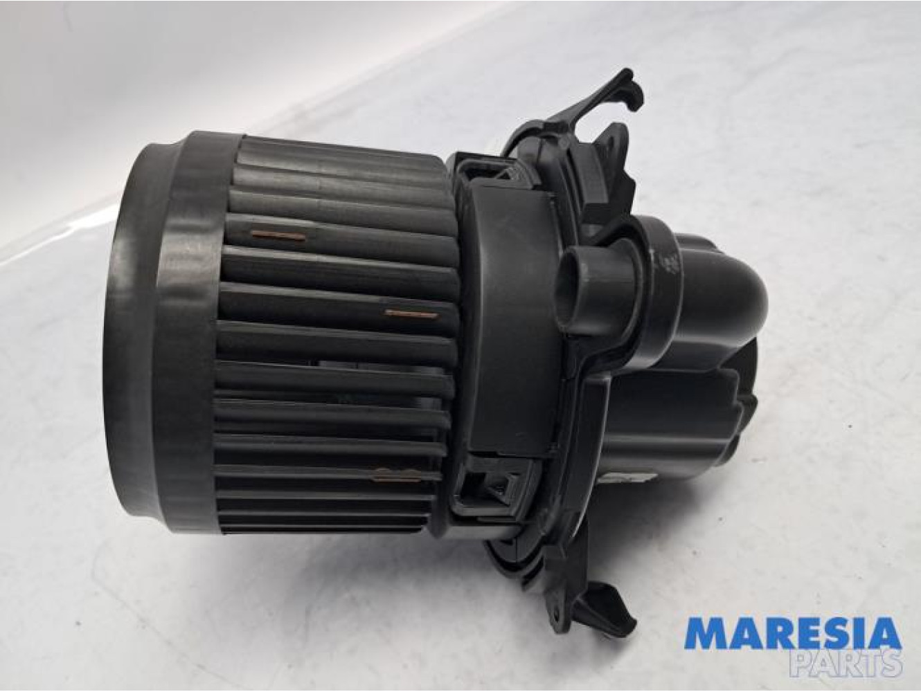 Renault - Clio - Heizung Belüftungsmotor