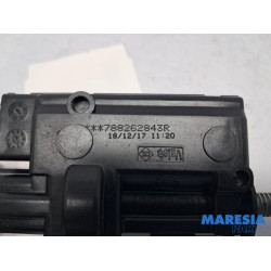 Renault - Clio - Tankklappe Verriegelungsmotor