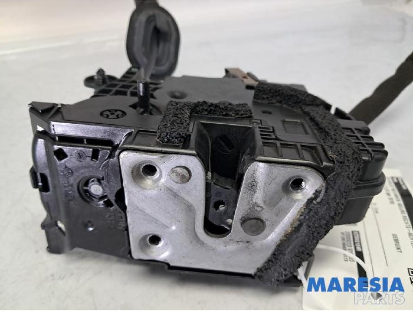 Renault - Clio - Serrure portière mécanique 4portes arrière droite