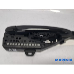 Renault - Clio - Front door handle 4-door, right