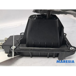 Renault - Clio - Levier de vitesse