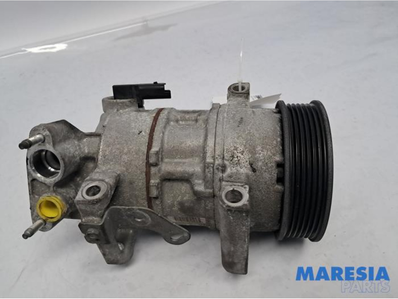 Peugeot - 208 - Air conditioning pump