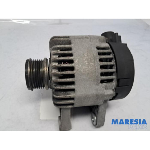 Peugeot - 208 - Dynamo