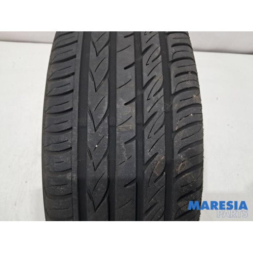 Renault - Clio - Reifen