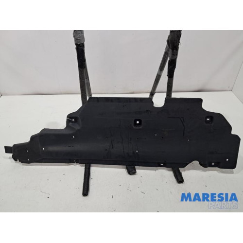 Renault - Clio - Bash plate