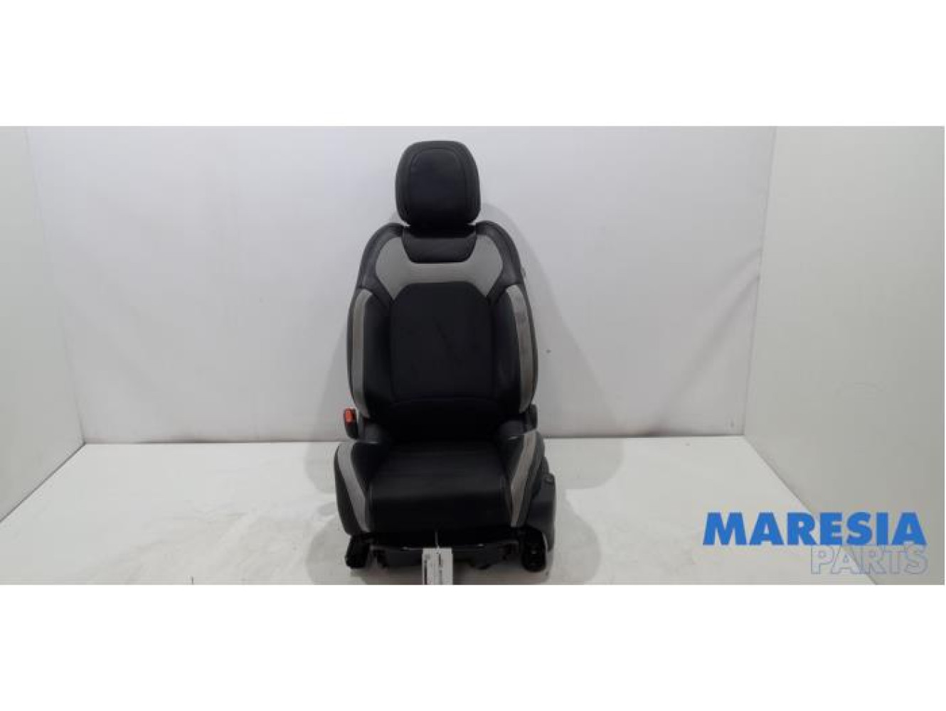 Citroen - DS4 - Seat, left