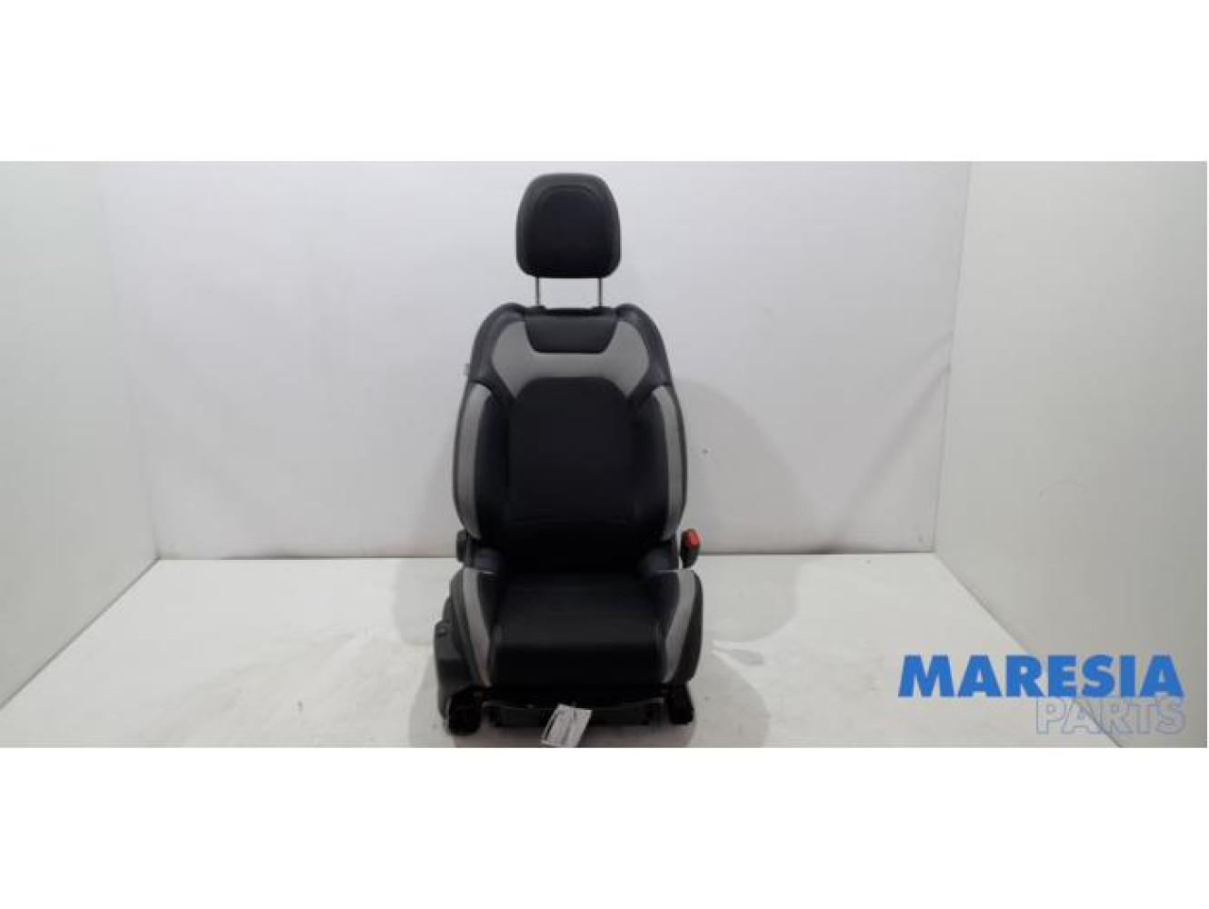 Citroen - DS4 - Seat, right