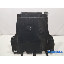 Renault - Clio - Plaque de protection moteur