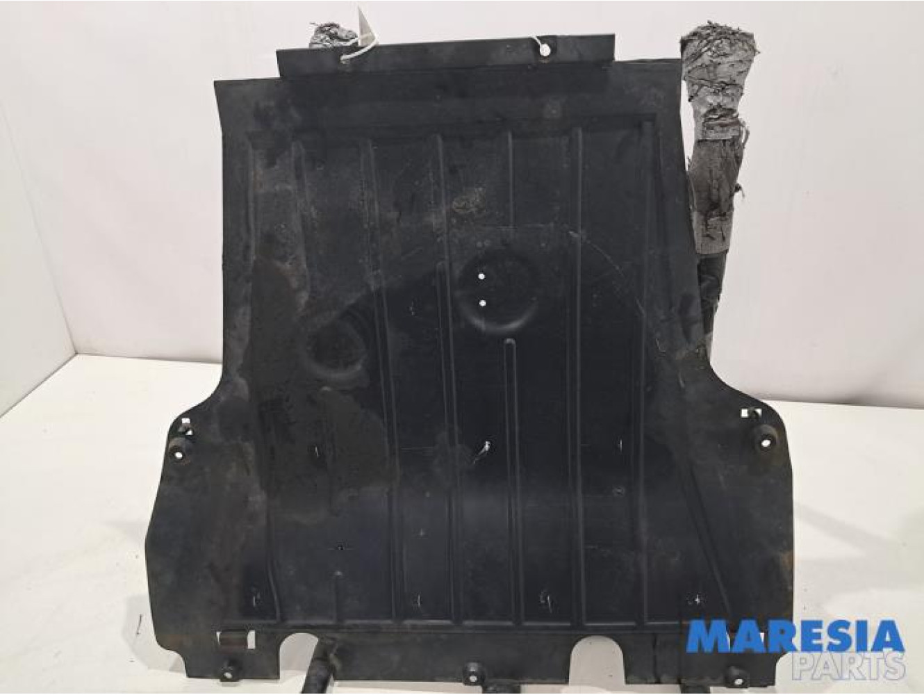 Renault - Clio - Plaque de protection moteur