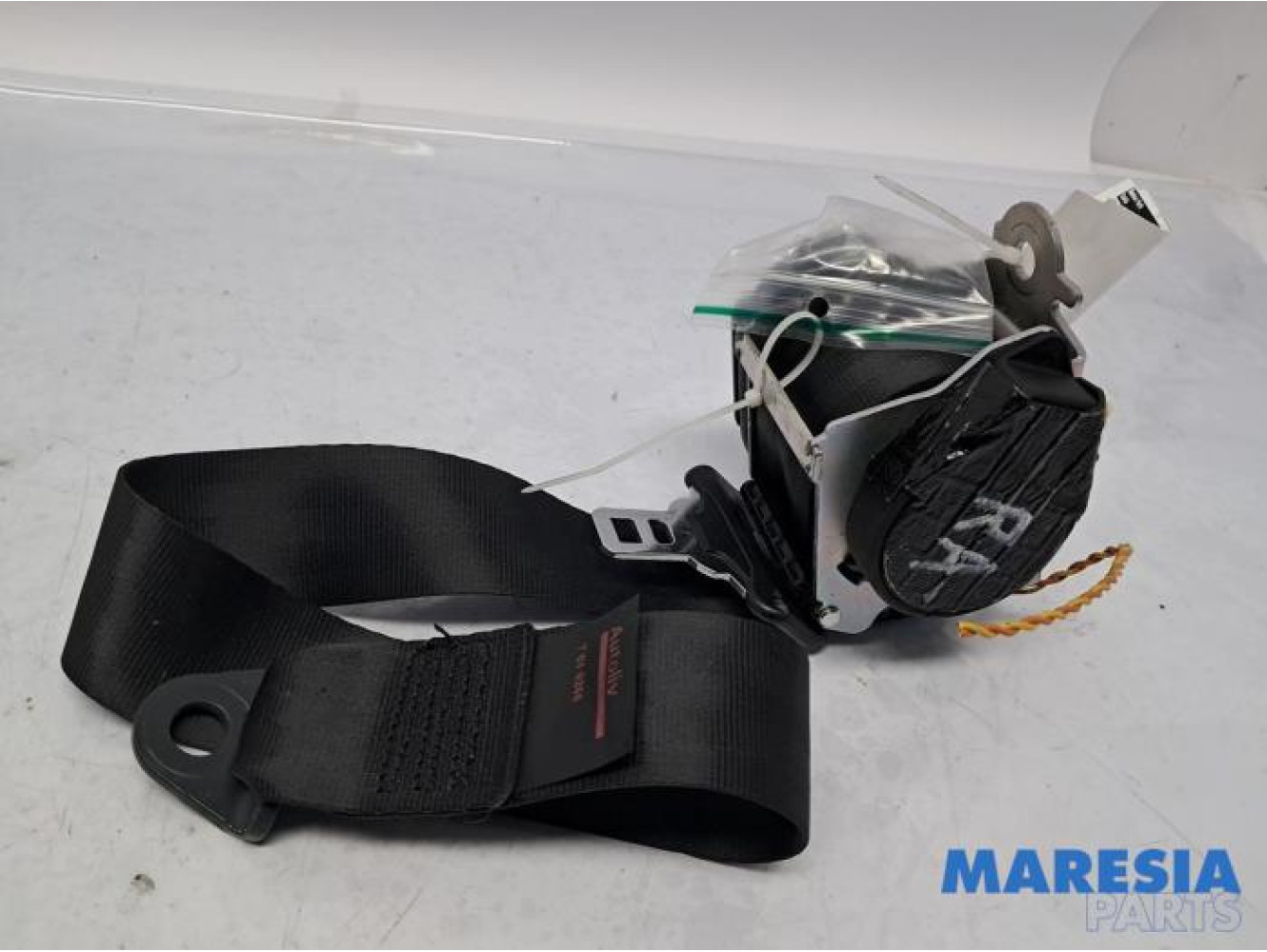 Citroen - C6 - Rear seatbelt, right