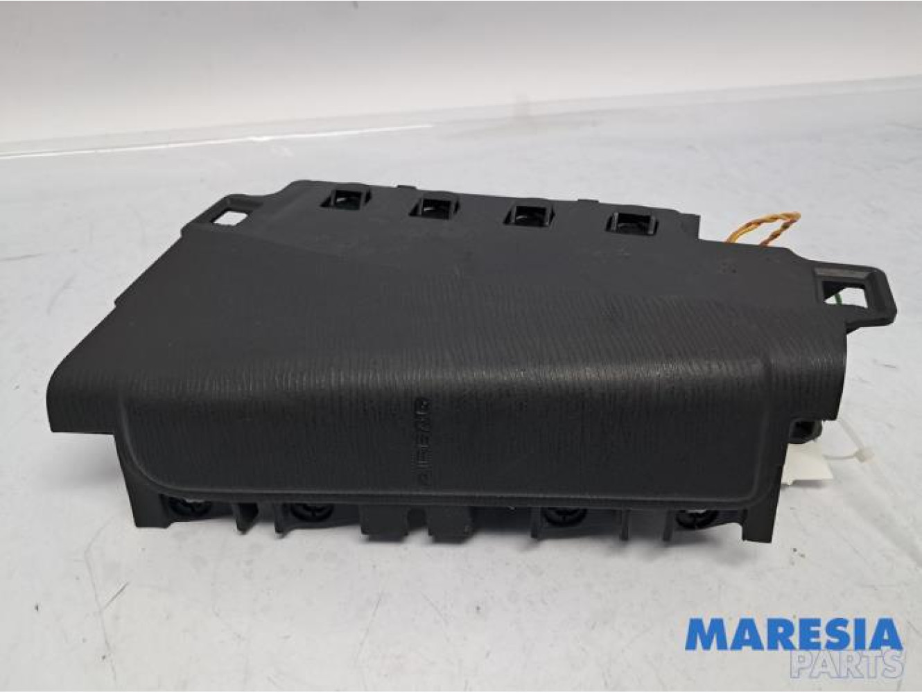 Citroen - C6 - Side Airbag