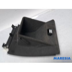 Citroen - C6 - Glovebox