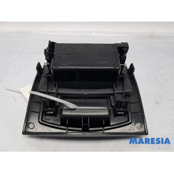 Citroen - C6 - Opbergvak