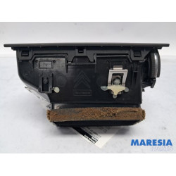 Citroen - C6 - Luchtrooster Dashboard