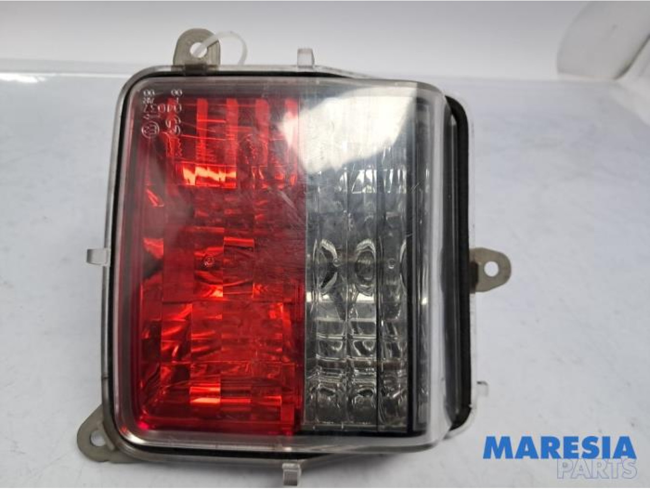 Citroen - C6 - Rear fog light