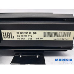 Citroen - C6 - Radio amplifier