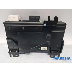 Citroen - C6 - Radio amplifier