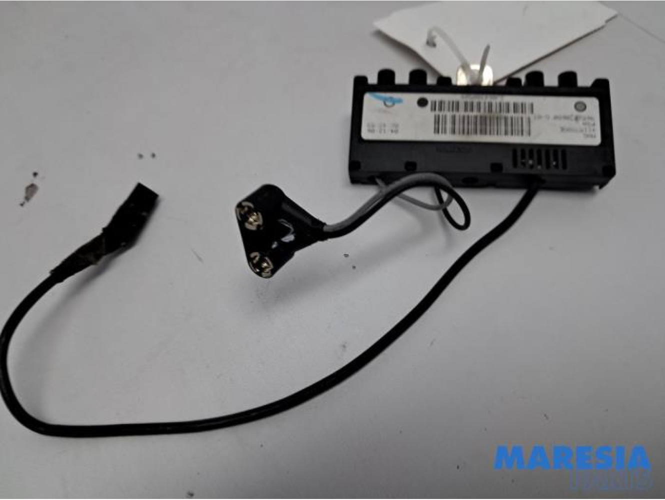 Citroen - C6 - Antenne amplificateur