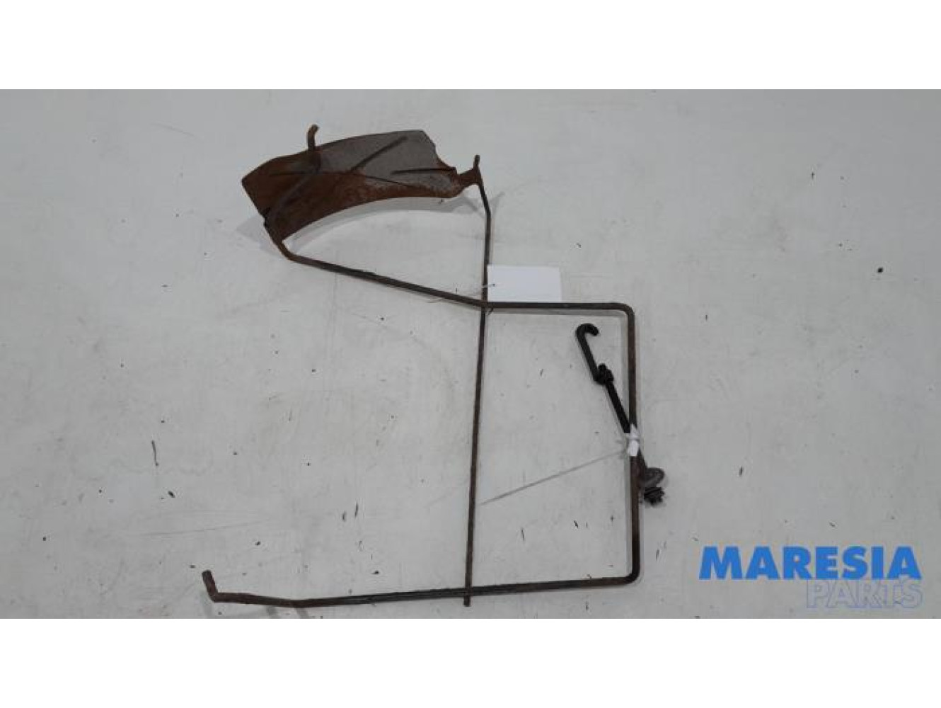 Peugeot - Expert - Spare wheel mechanism