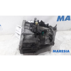 Opel - Vivaro - Getriebe