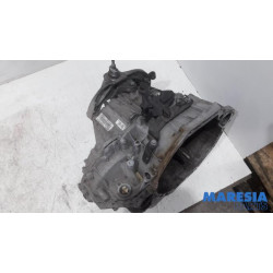 Opel - Vivaro - Getriebe