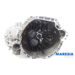 Opel - Vivaro - Getriebe