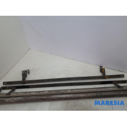 Peugeot - Expert - Barre latérale