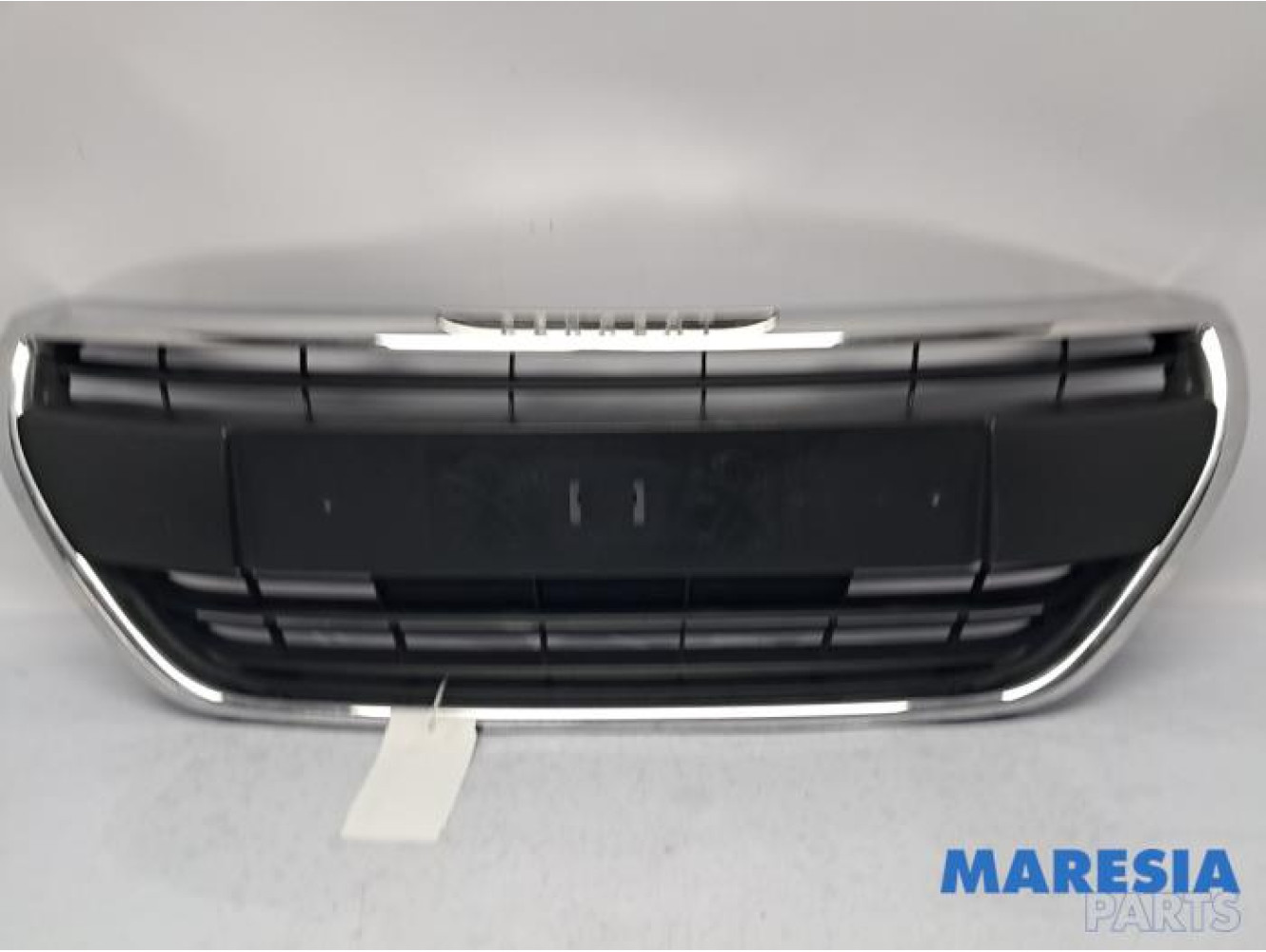 Peugeot - 208 - Grill